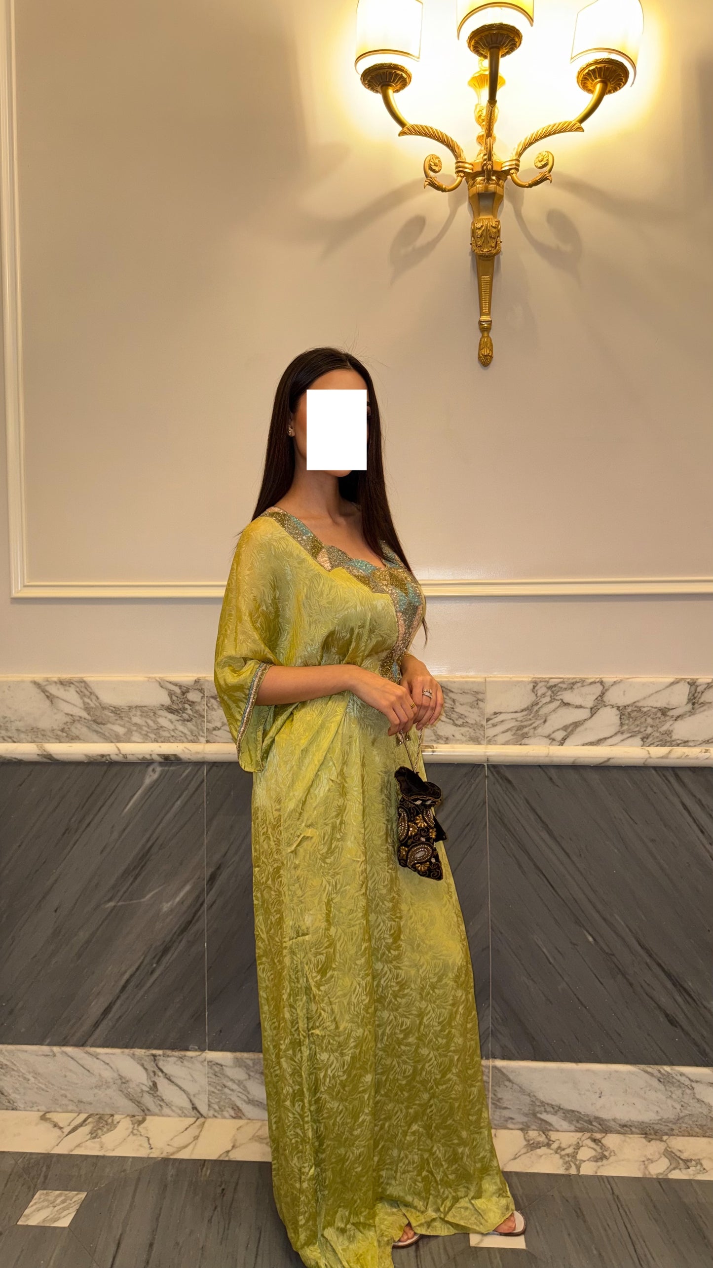 C18 Dress