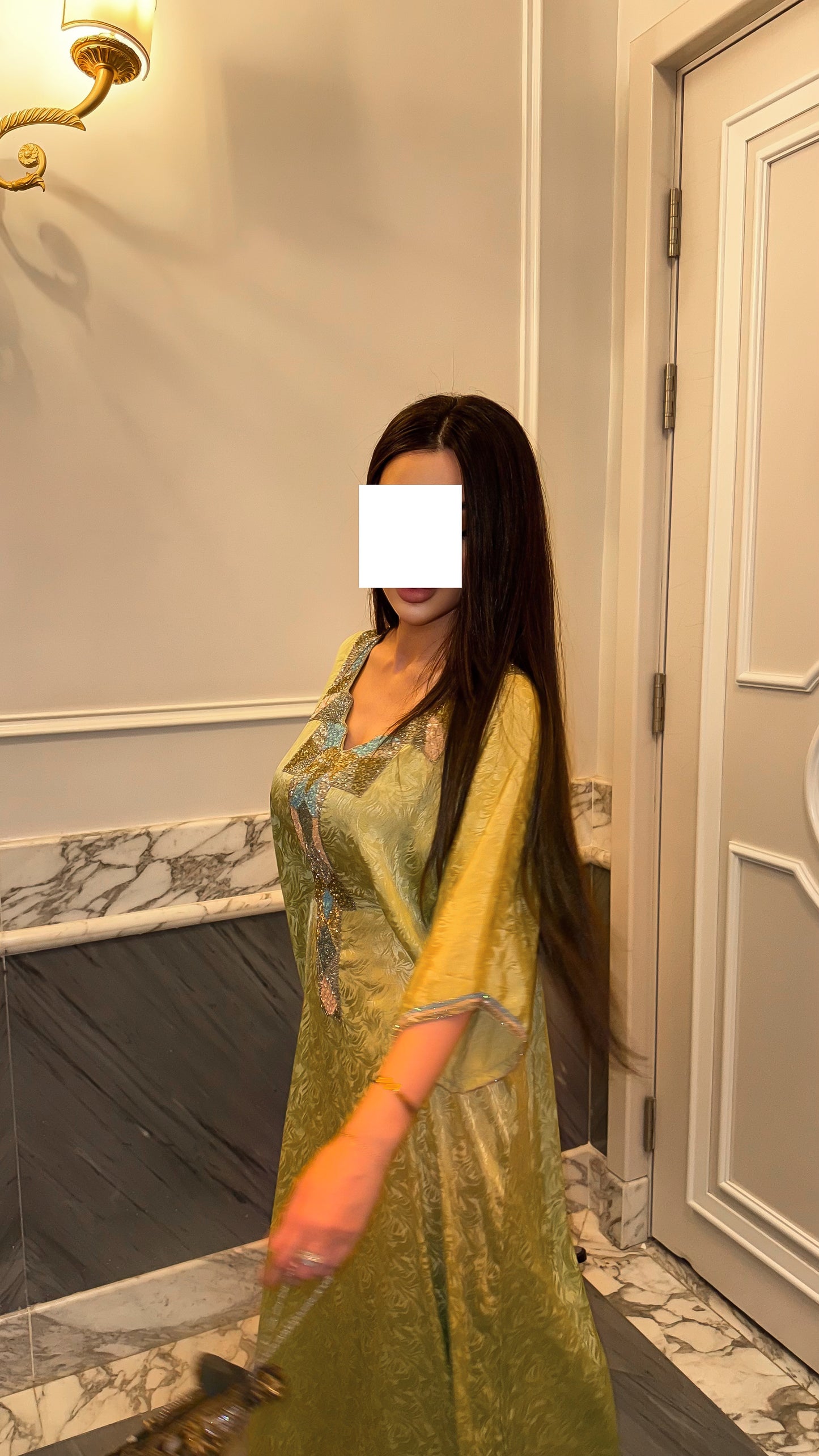 C18 Dress